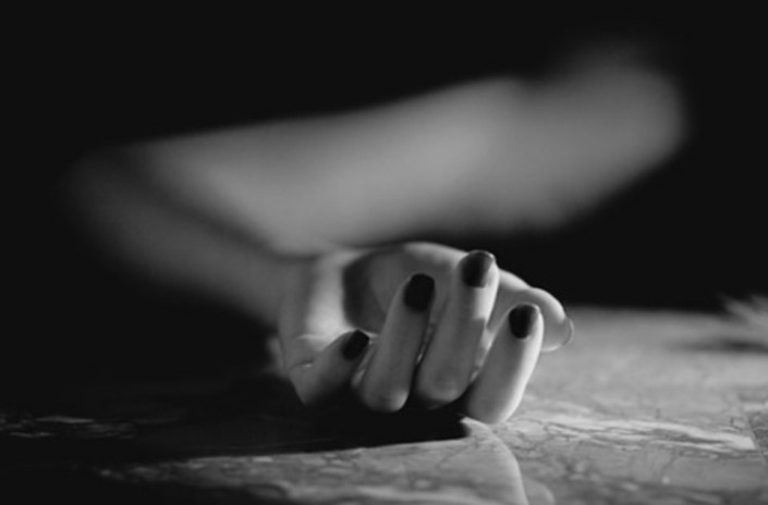 रौतहटमा एक जना महिलाको शव बरामद ।