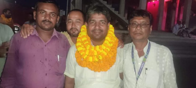 रौतहट ३ बाट नेपाली काङ्ग्रेस नेता ओमप्रकाशले दिए स्वतन्त्र उम्मेदवारी ।