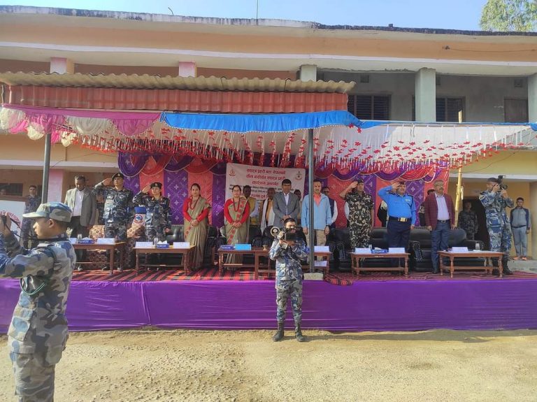 सशस्त्र प्रहरी परिवार महिला संघद्वारा परोहा नपामा निशुल्क स्वास्थ्य शिविर सम्पन्न ।