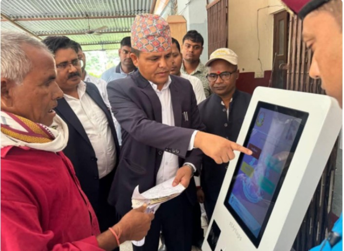 जिल्ला प्रशासन कार्यालयमा टोकन प्रणाली लागू ।